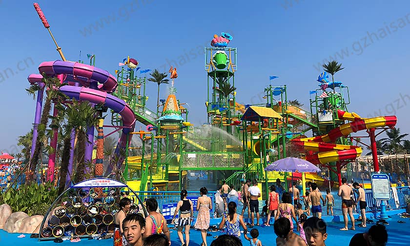 浙江宁波大目湾阿拉的海水上乐园水寨