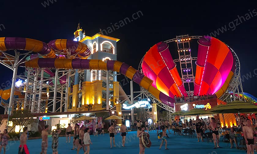 宁波大目湾阿拉的海水上乐园超级龙卷风滑道