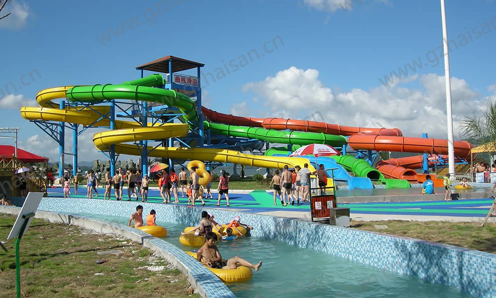 浙江宁波东钱湖水上乐园螺旋组合滑道、漂流河