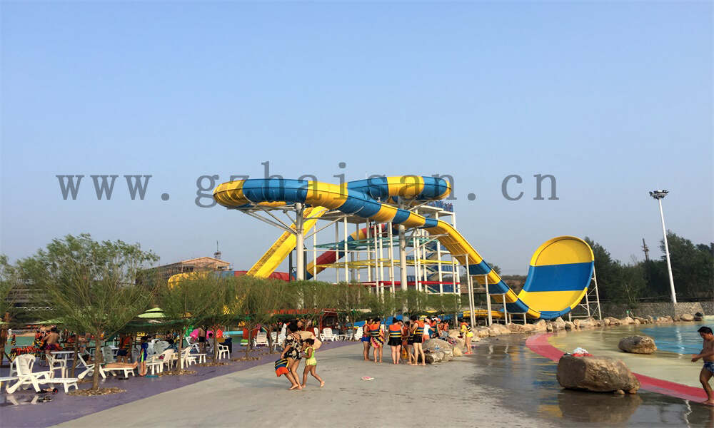 世界十大最佳水上乐园，孩子们的游