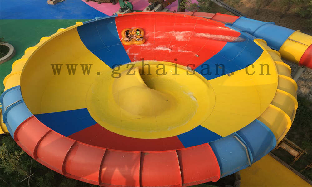 大型水上娱乐设备厂家直销，打造刺激水上乐园