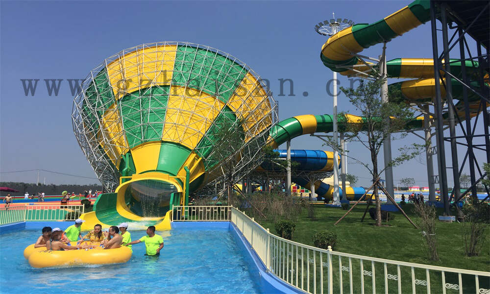 水上游乐设施滑梯厂家：打造刺激水上乐园体验